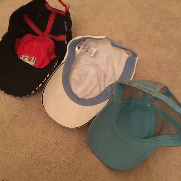 Mickey & Minny Mouse Themed Caps Set of 3 - Picture 4 of 4